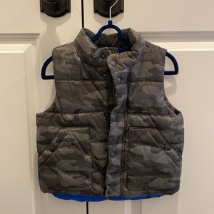 2yr Gap puffer vest